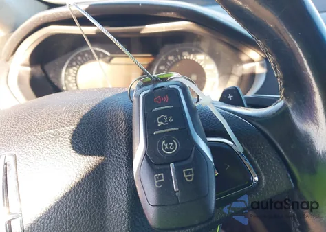 2016 Lincoln Mkz z USA, uszkodzony, nr VIN 3LN6L2JK4GR628288